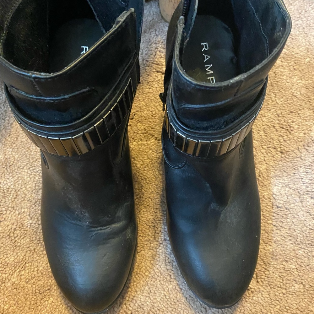 Black rampage boots